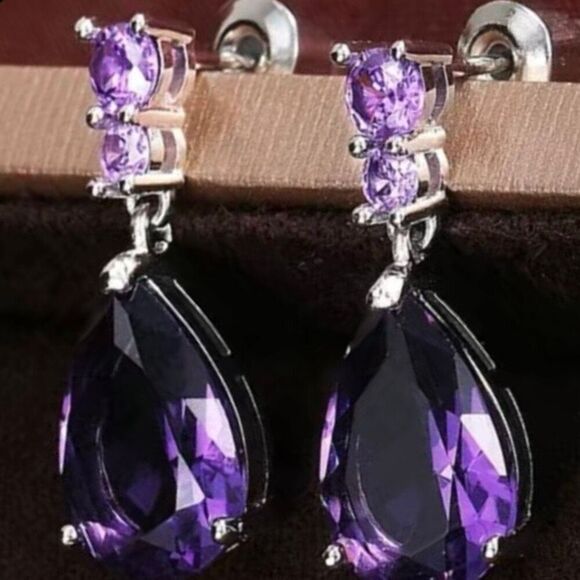 AYH2 Lovely Amethyst Teardrop Zircon Stud Earrings - Picture 1 of 15